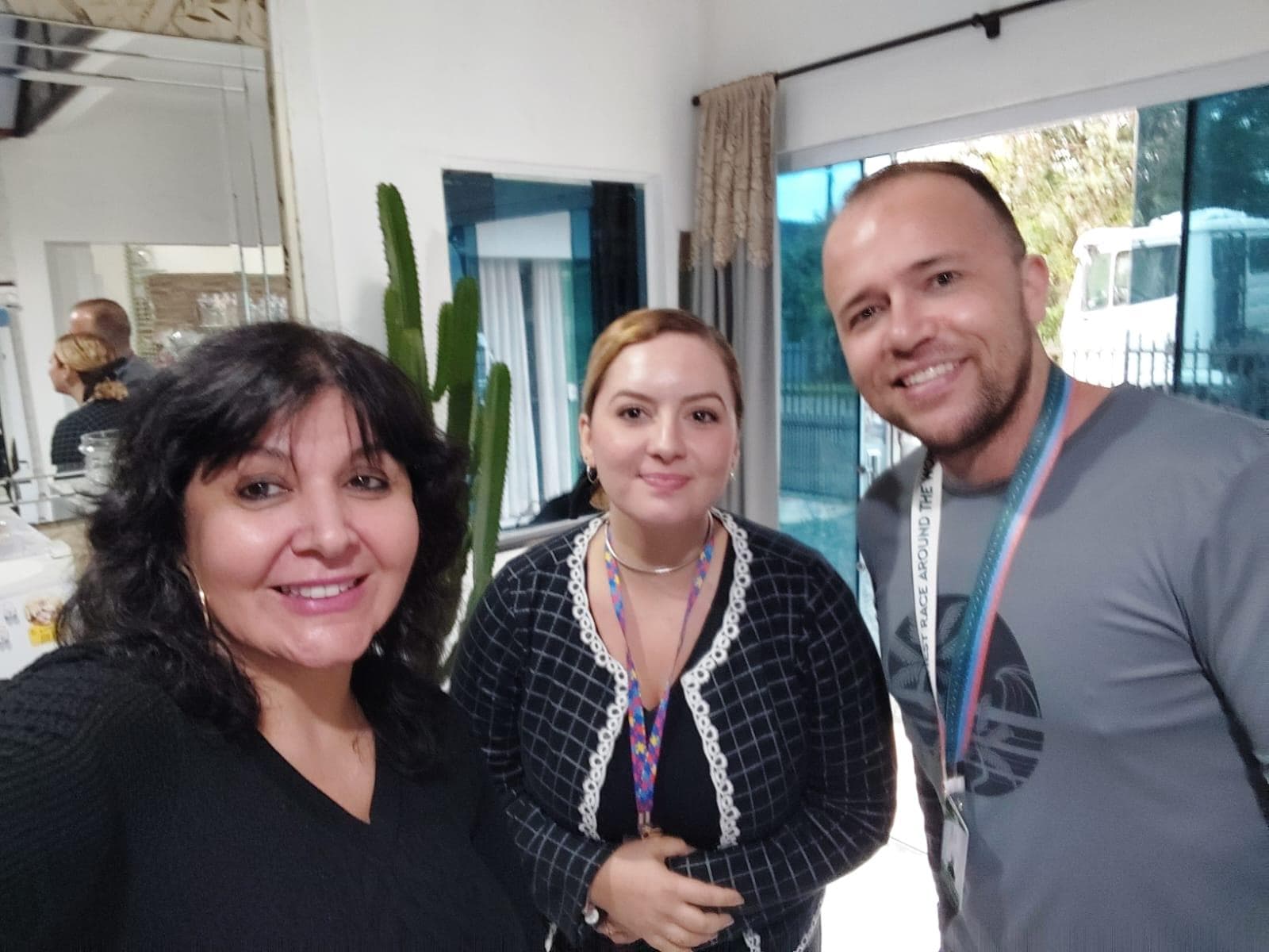 Rodrigo, encarregado da CPMA, e Gabriela, Psicóloga da CPMA de Joinville