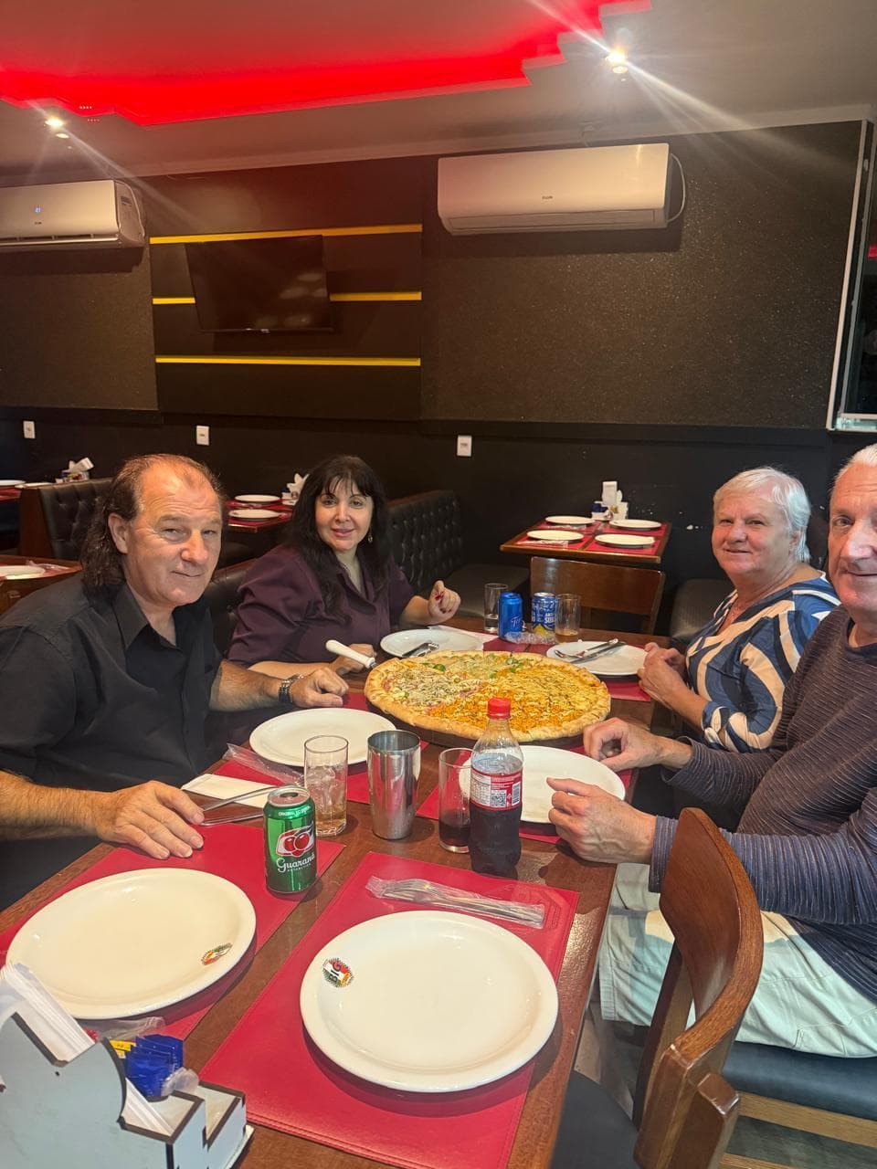 Momento de celebração e gratidão pelo encerramento bem-sucedido do tratamento de Ana